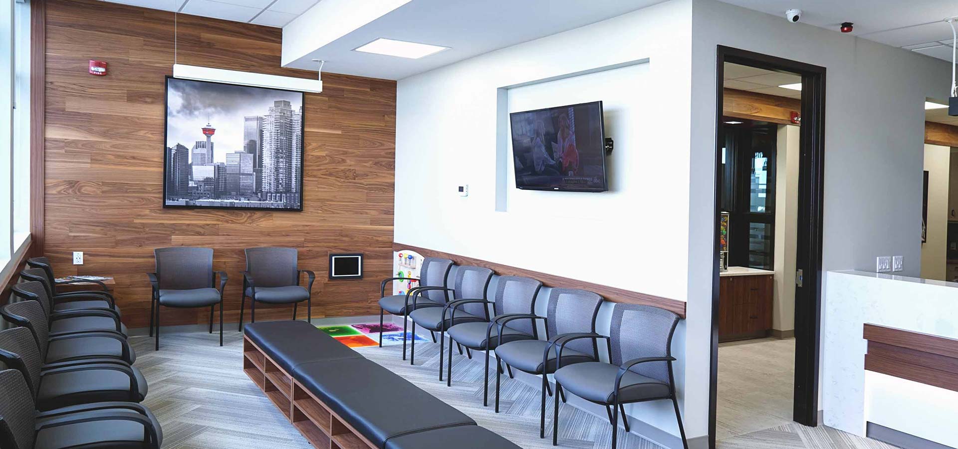 Welcoming Reception Area | South Calgary Dental & Orthodontics | General and Family Dentist and Orthodontist | SE Calgary