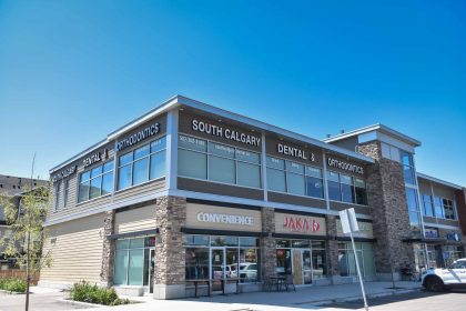 Clinic Entrance | South Calgary Dental & Orthodontics | General and Family Dentist and Orthodontist | SE Calgary